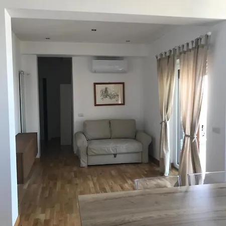 Madd House Bis Apartmán Řím